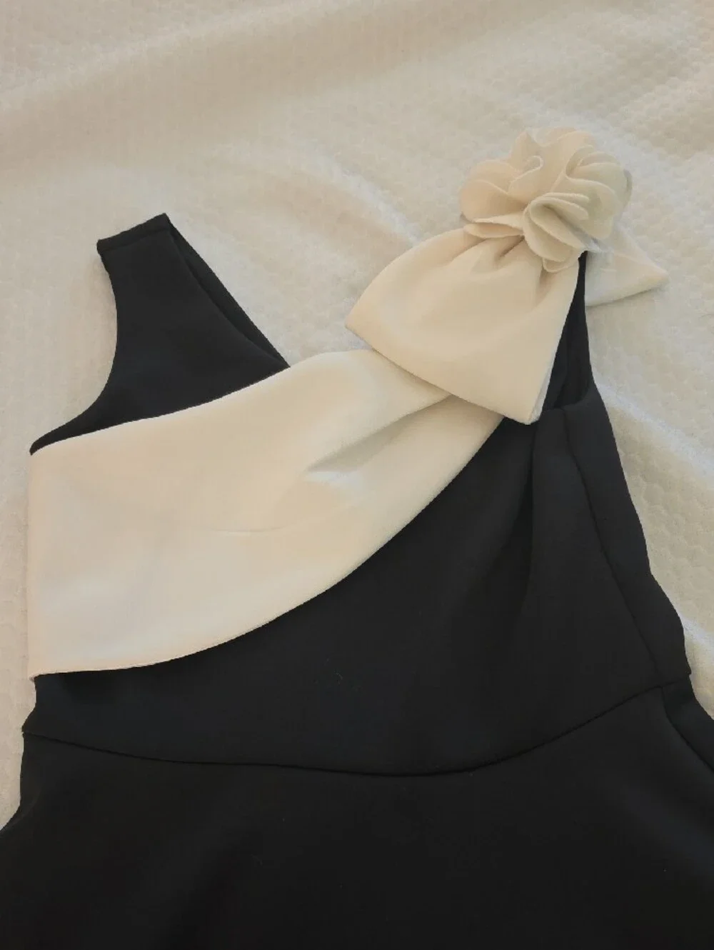 Bonnie Jean Navy and Cream One-Shoulder Flower Accent Formal Dress